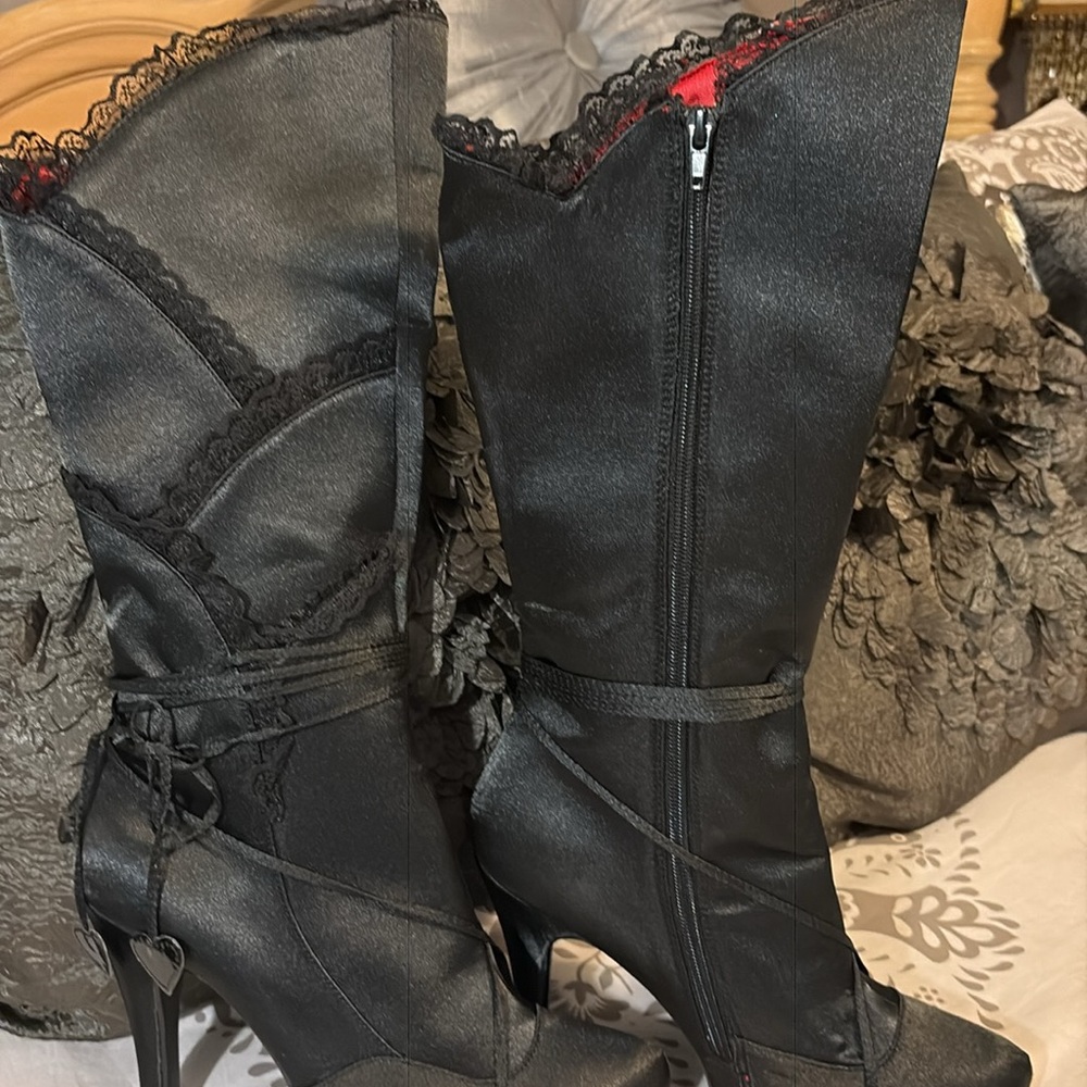 Ellie Black Heeled Boots - Picture 4 of 14